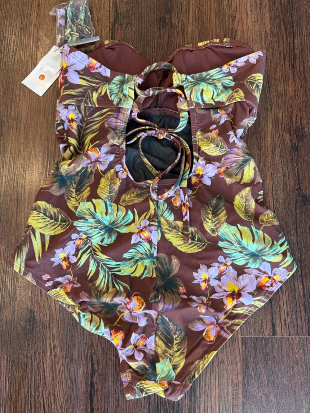 Shade & Shore Darling Floral Bandeau One Piece Swimsuit w/straps NWT - Picture 5 of 6